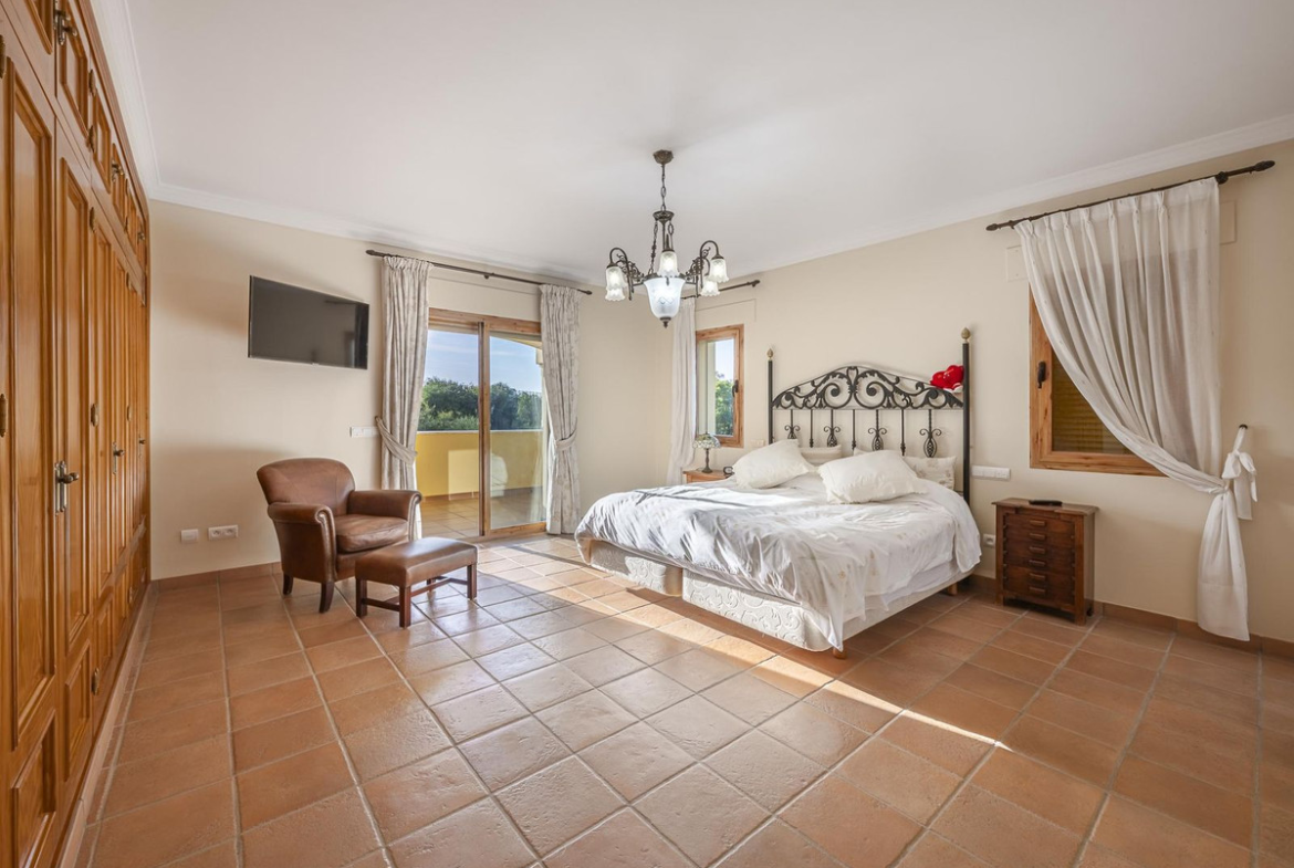 1170
