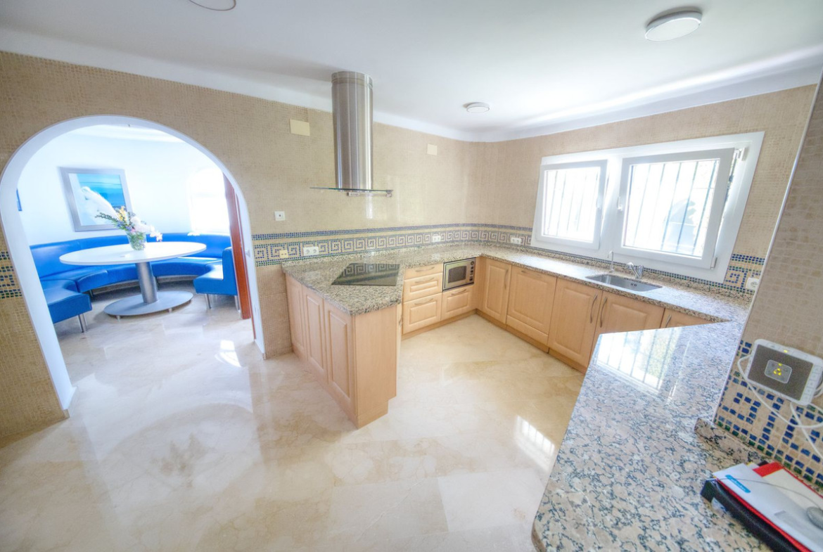 1170