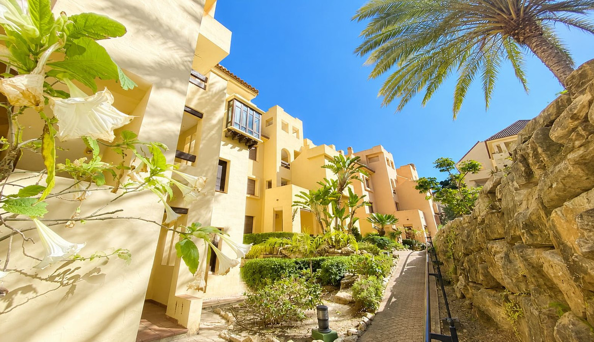 1170