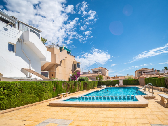 Apartment for sale in Alicante