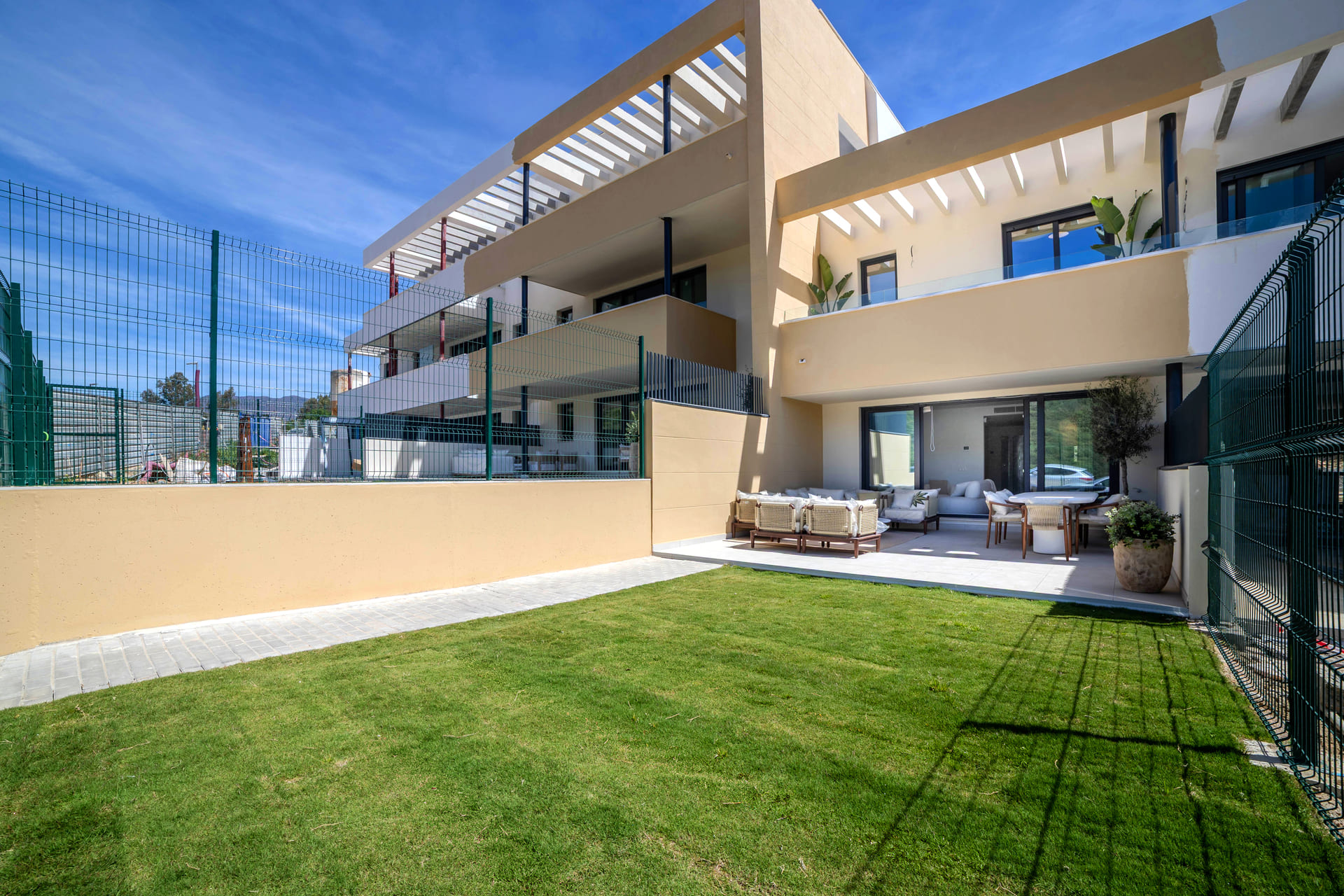 Apartment for sale in Casares - photo 2