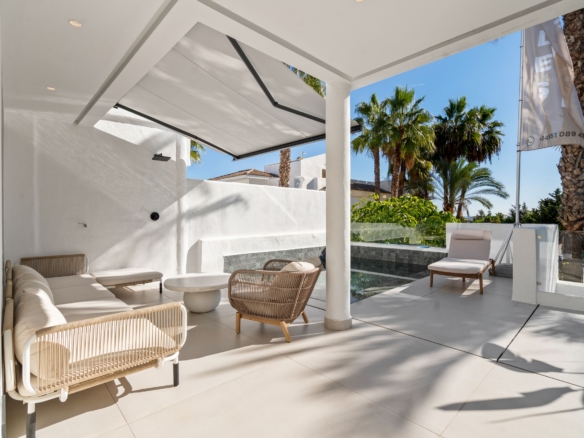 Apartment for sale in Estepona