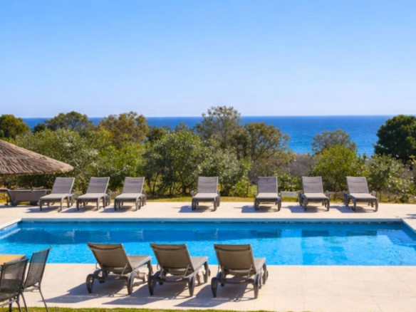 Apartment for sale in Estepona
