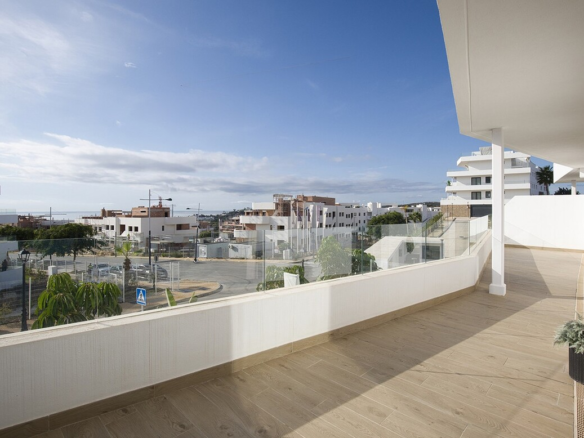 Apartment for sale in Estepona
