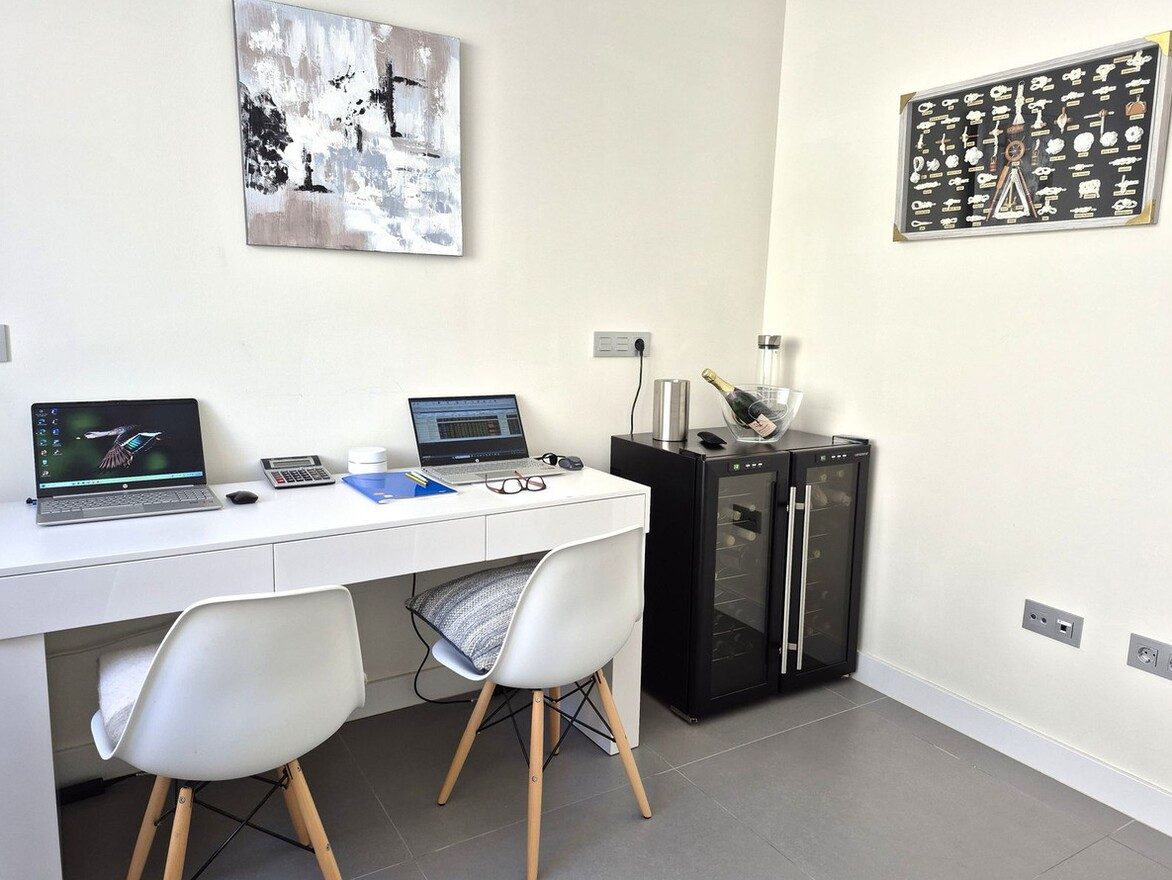 Apartment for sale in Estepona - photo 12