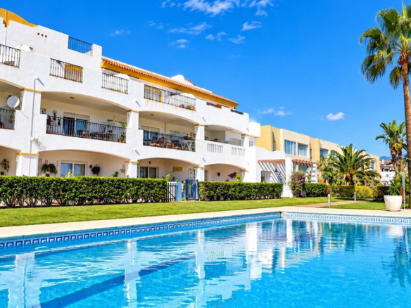 Apartment for sale in Manilva