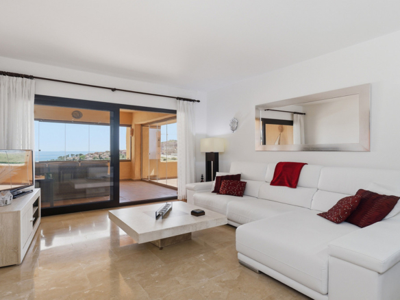 Apartment for sale in Manilva