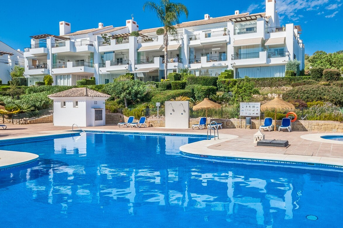 Apartment for sale in Marbella - photo 2