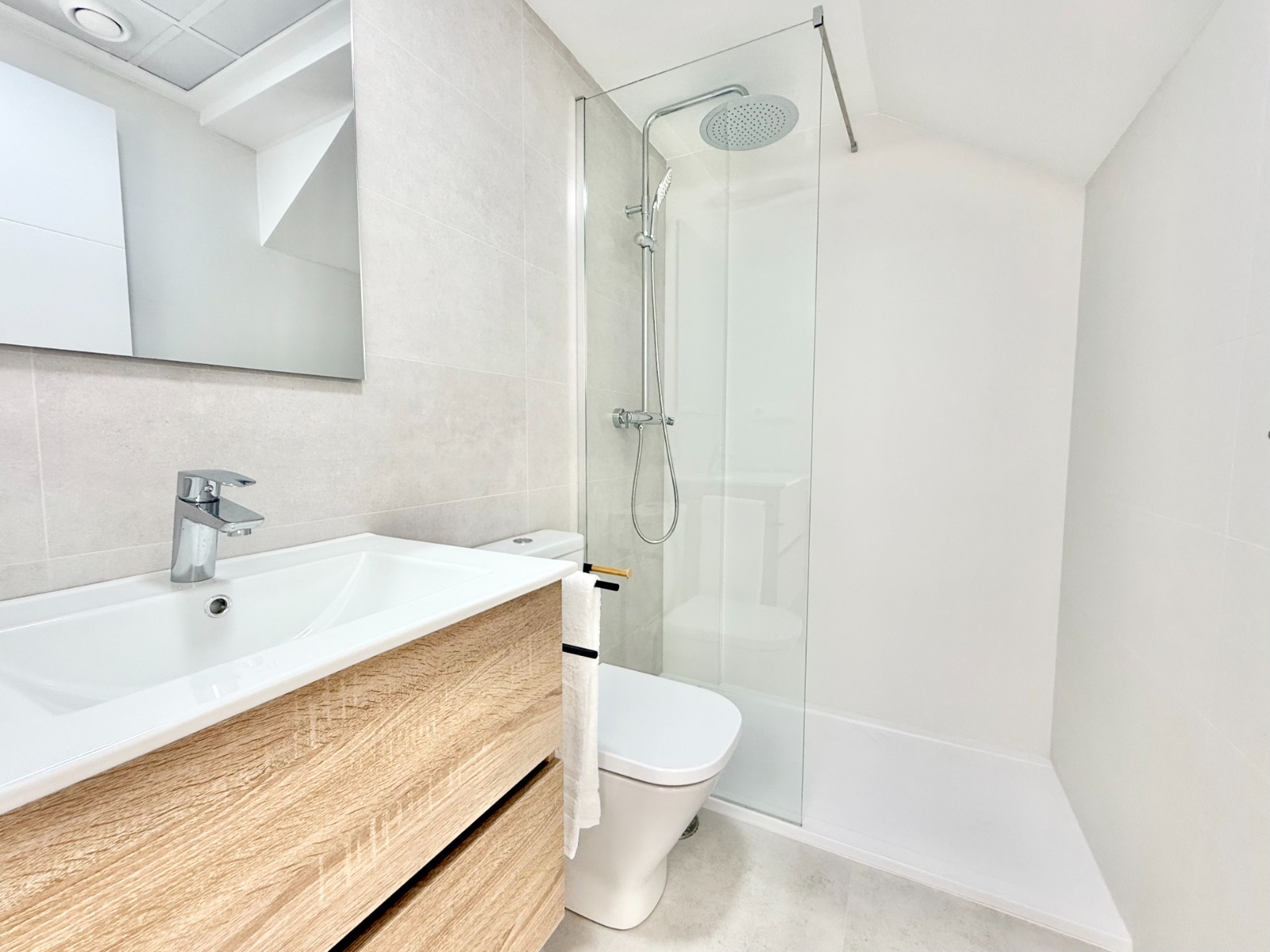Bungalow for sale in Cox - photo 8