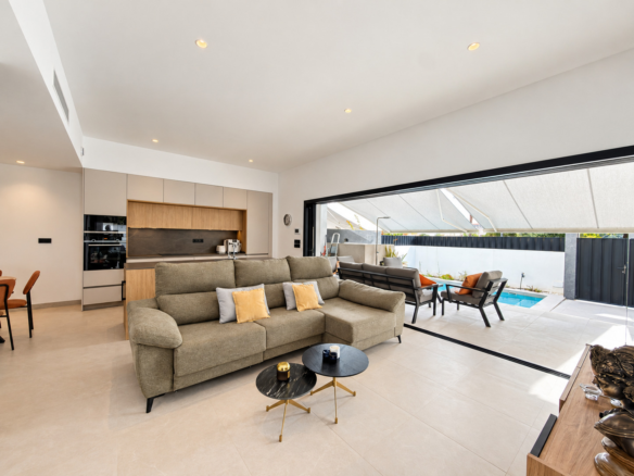 Bungalow for sale in Pilar de la Horadada