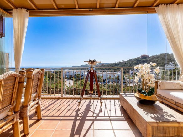 Duplex for sale in Marbella