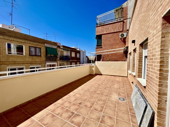 Ground Floor Apartment for sale in Alicante