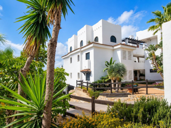 Ground Floor Apartment for sale in Casares