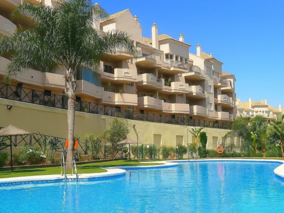 Ground Floor Apartment for sale in Manilva