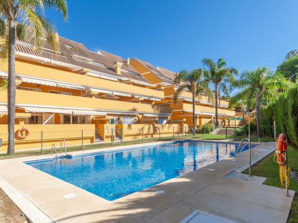 Ground Floor Apartment for sale in Marbella