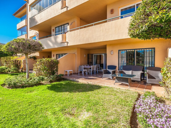 Ground Floor Apartment for sale in Marbella