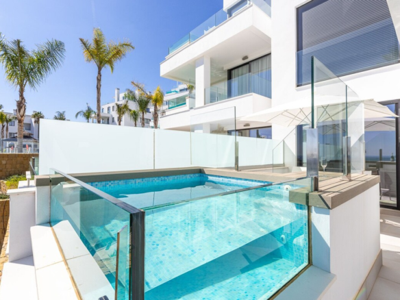 Ground Floor Apartment for sale in Mijas