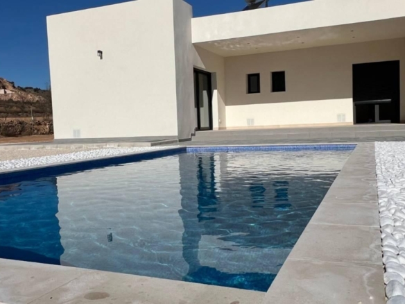 House for sale in Hondon de las Nieves