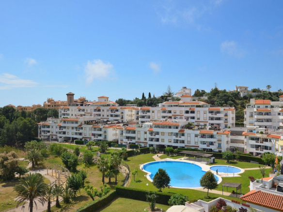 Penthouse for sale in Benalmádena