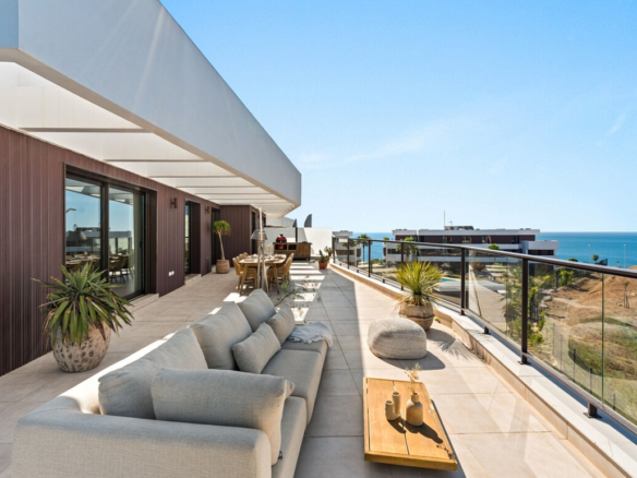 Penthouse for sale in Casares