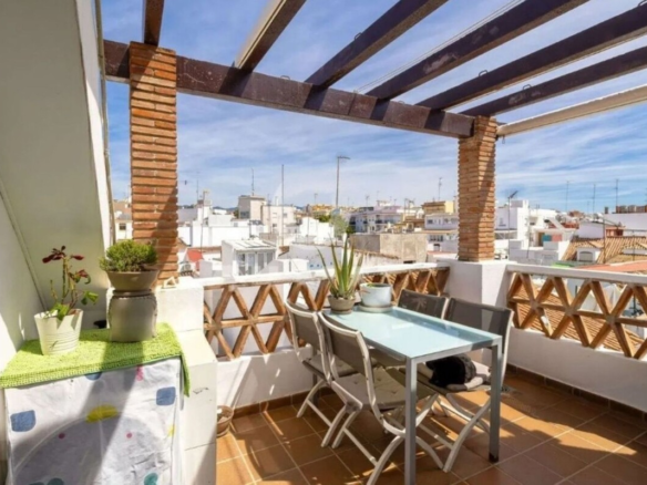 Penthouse for sale in Estepona
