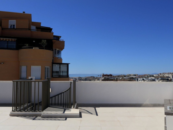 Penthouse for sale in Estepona