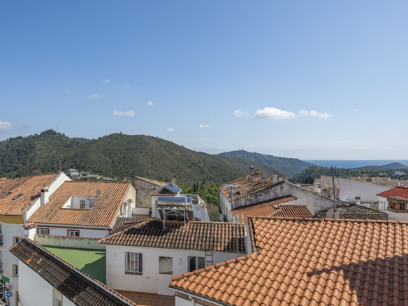 Penthouse for sale in Ojen