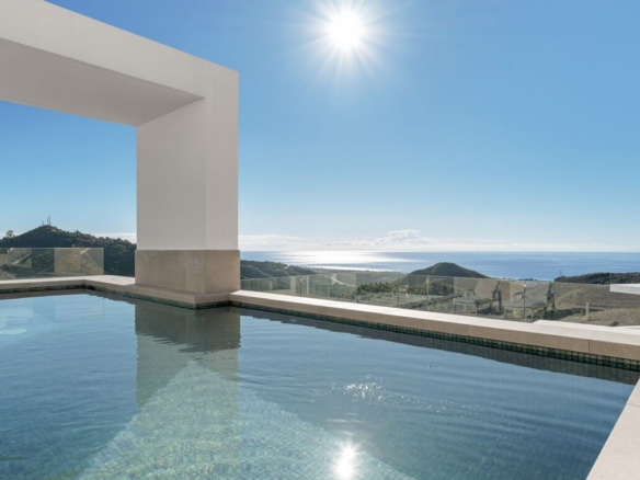 Penthouse for sale in Ojen