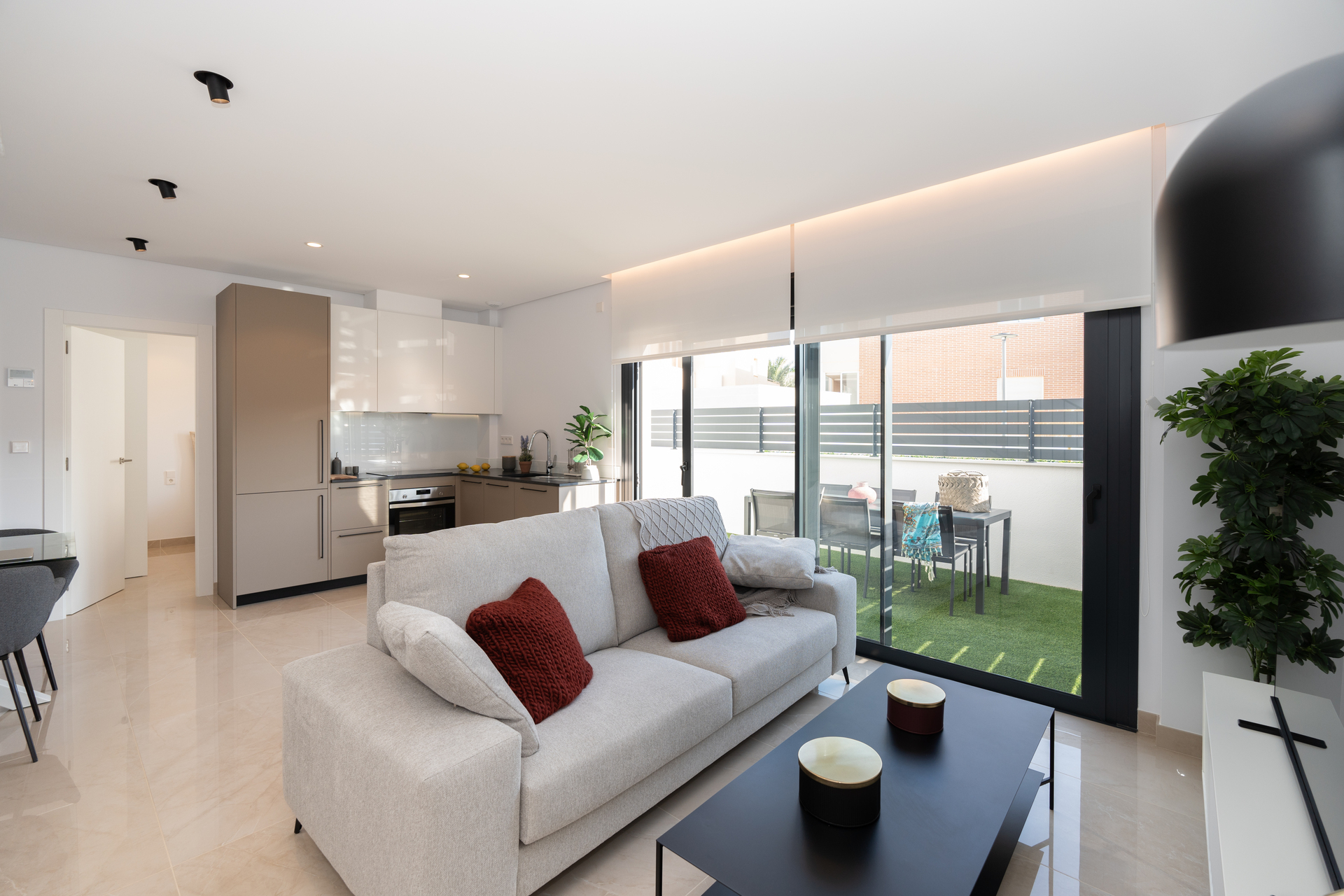 Townhouse for sale in Elche - photo 4