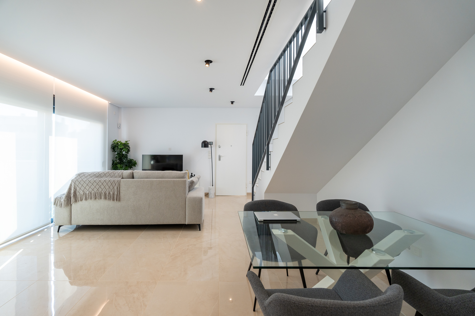 Townhouse for sale in Elche - photo 9