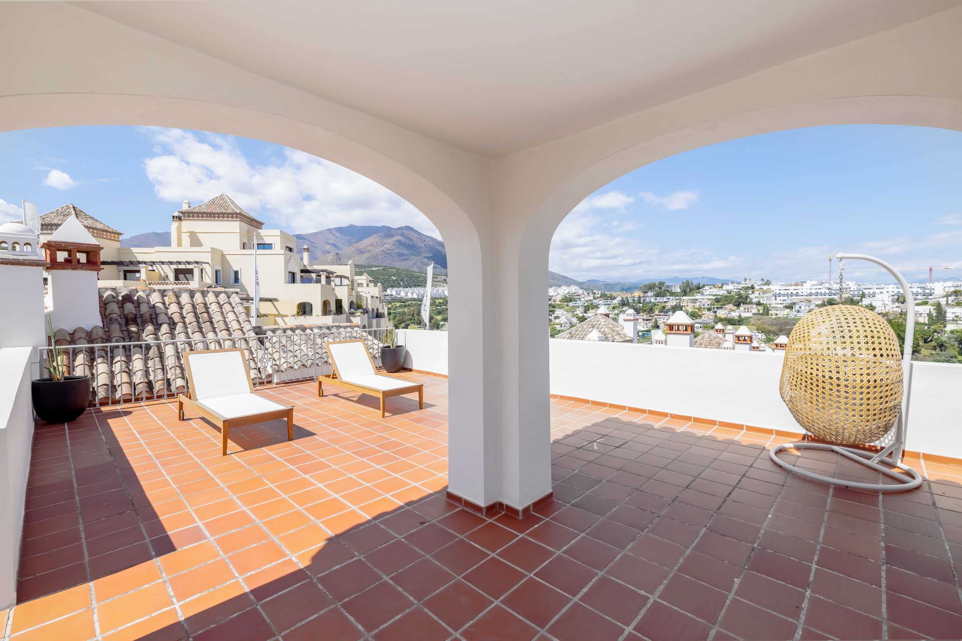 Townhouse for sale in Estepona - photo 5