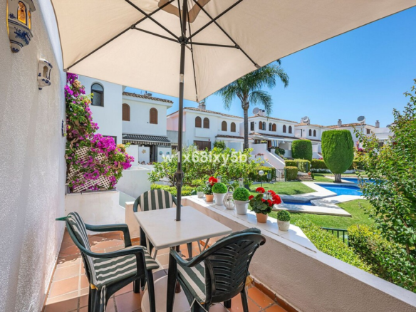 Townhouse for sale in Estepona