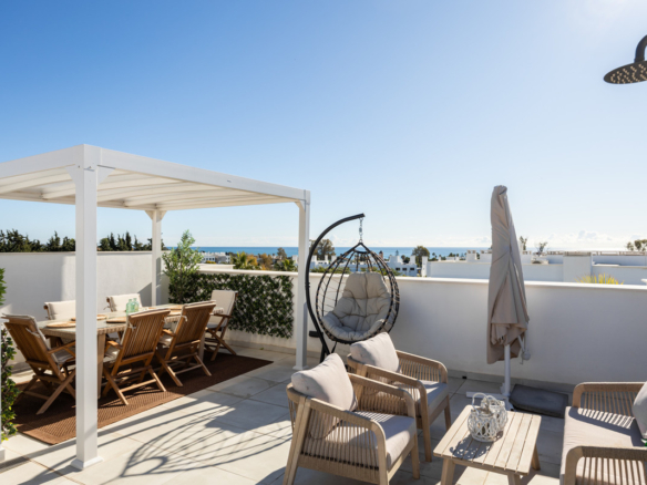 Townhouse for sale in Estepona