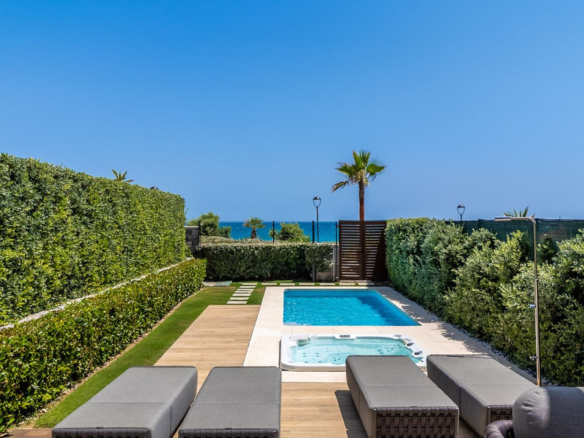 Townhouse for sale in Estepona
