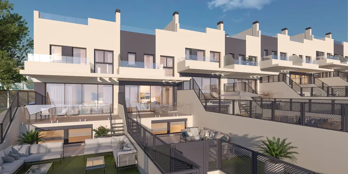 Townhouse for sale in Fuengirola - photo 2