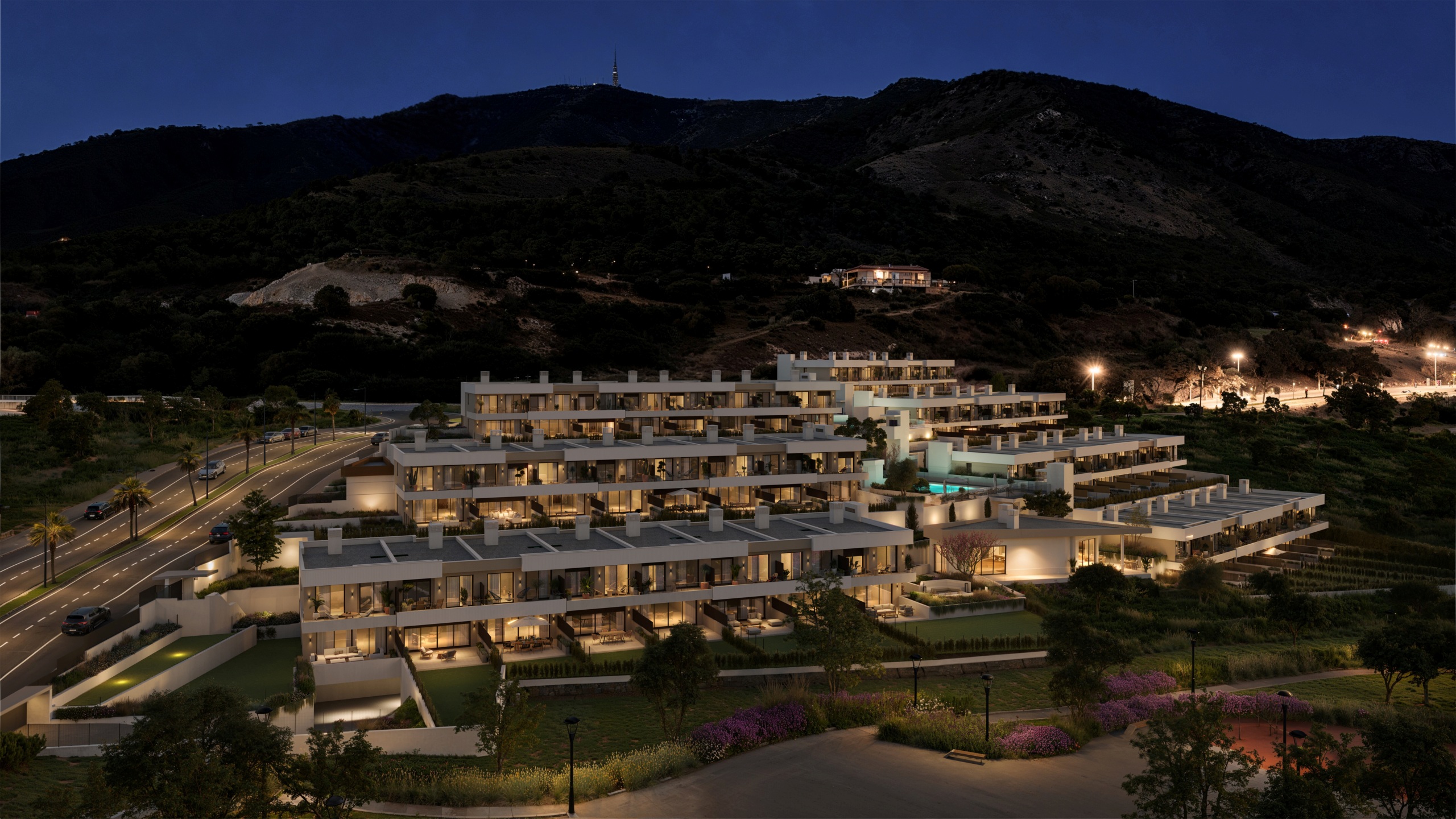 Townhouse for sale in Fuengirola - photo 2