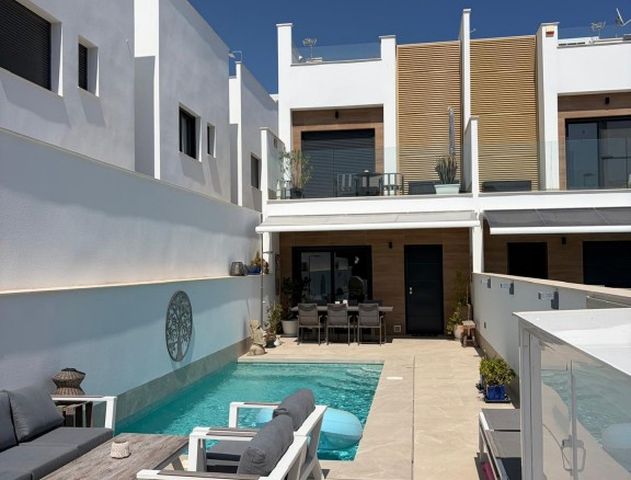 Townhouse for sale in San Pedro del Pinatar