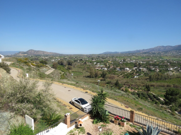 Villa for sale in Alhaurín el Grande