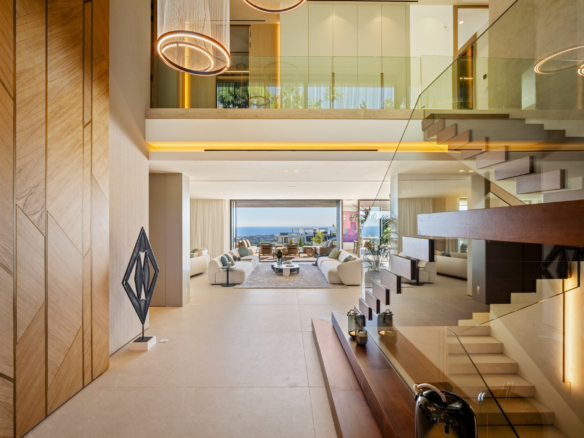 Villa for sale in Benahavis