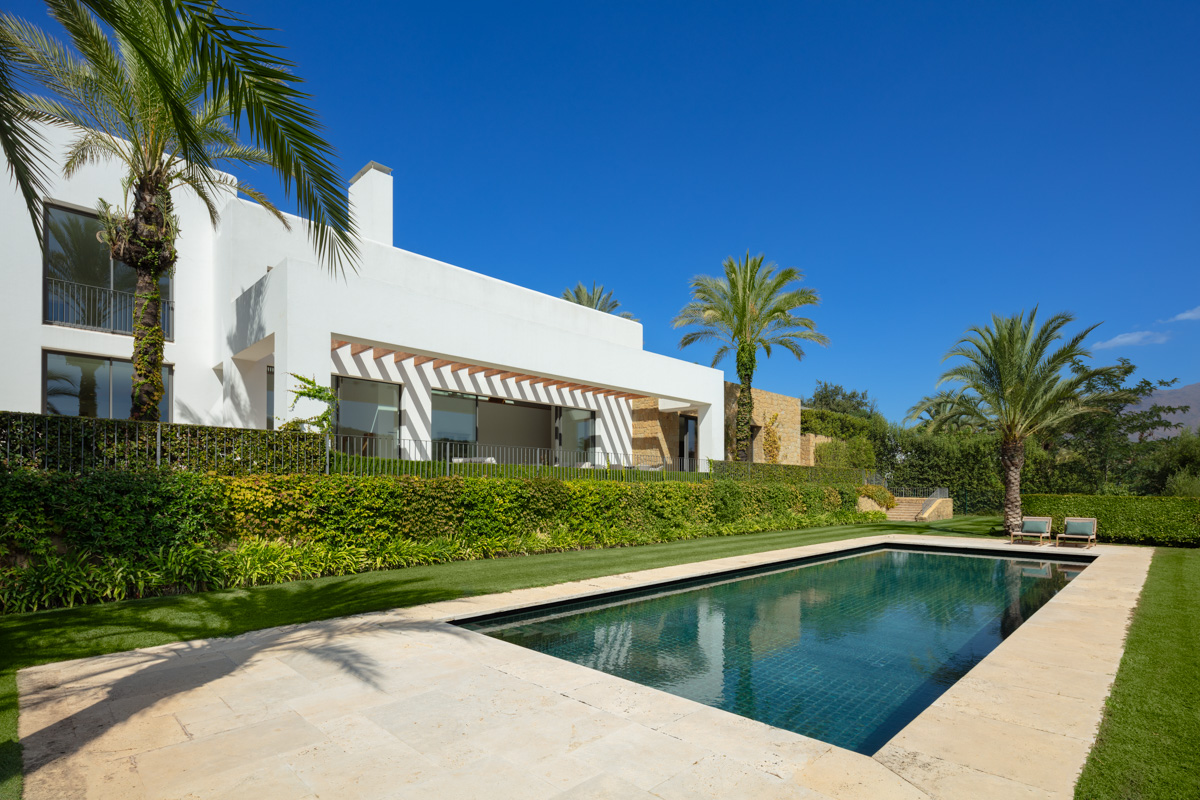 Villa for sale in Casares - photo 8
