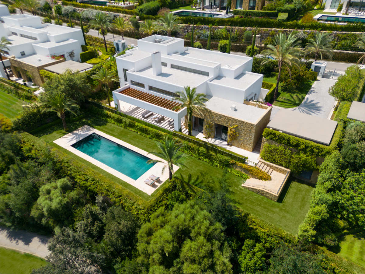 Villa for sale in Casares - photo 2