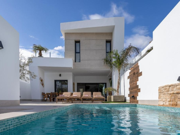 Villa for sale in Dolores