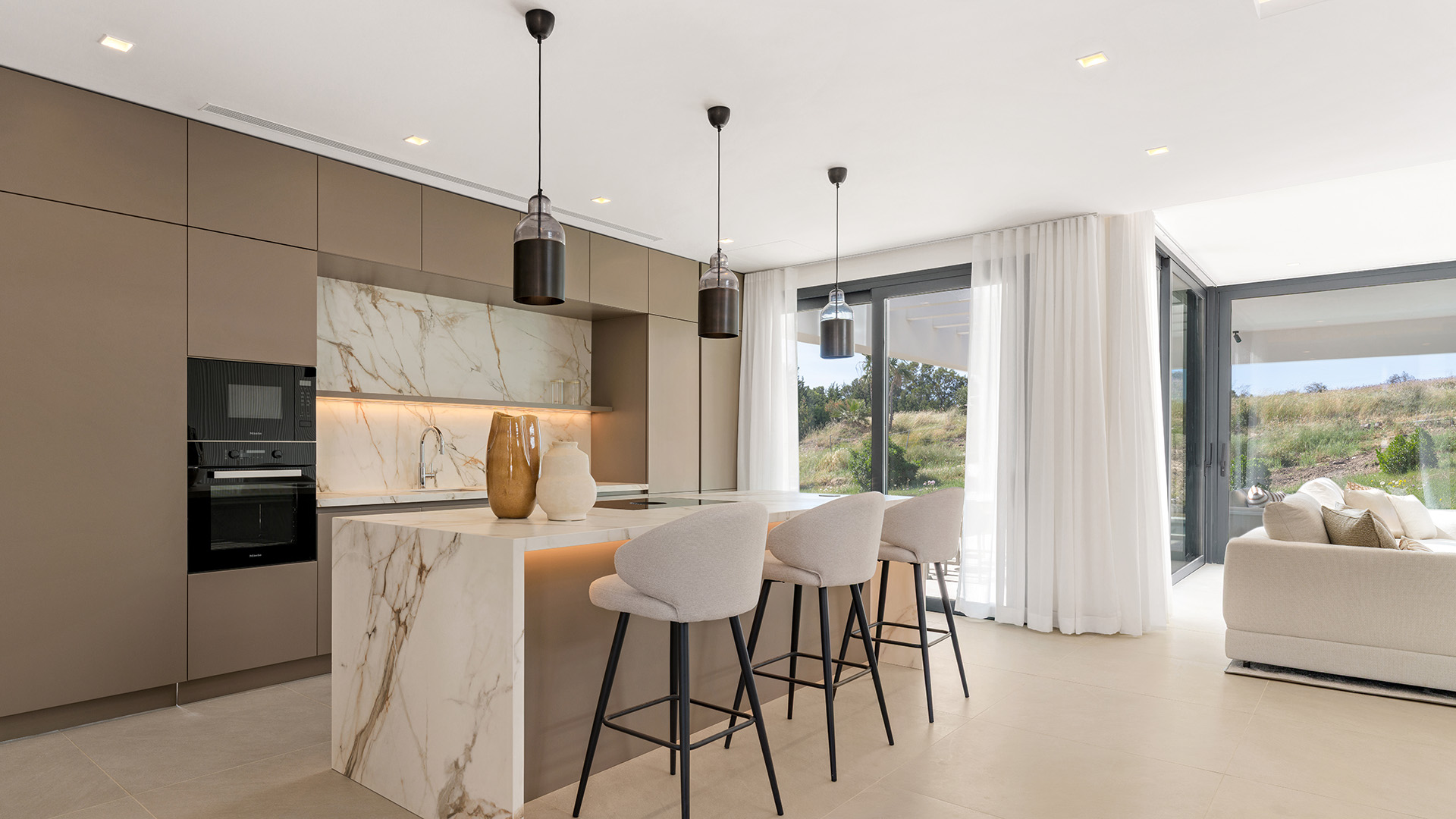 Villa for sale in Estepona - photo 8