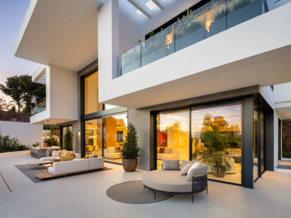 Villa for sale in Marbella