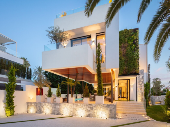 Villa for sale in Marbella