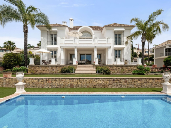 Villa for sale in Marbella