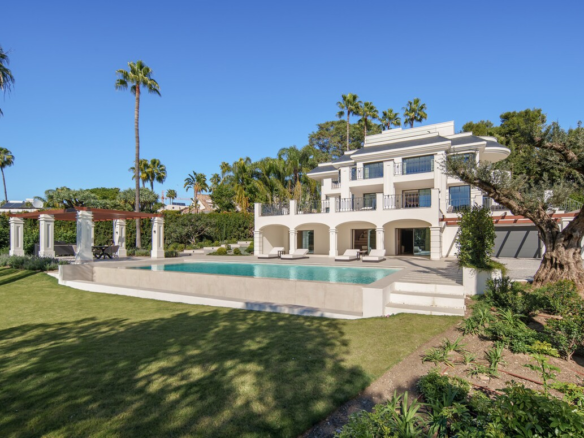 Villa for sale in Marbella