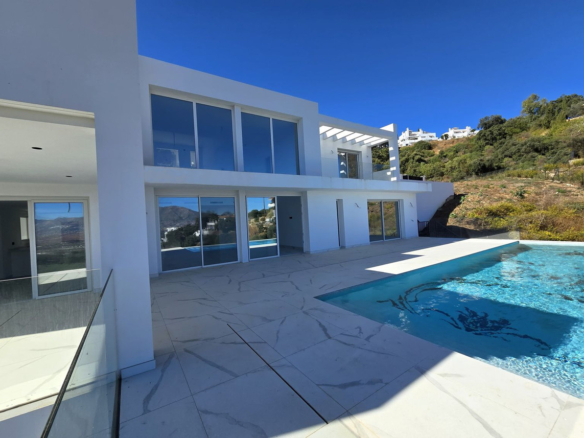 Villa for sale in Marbella
