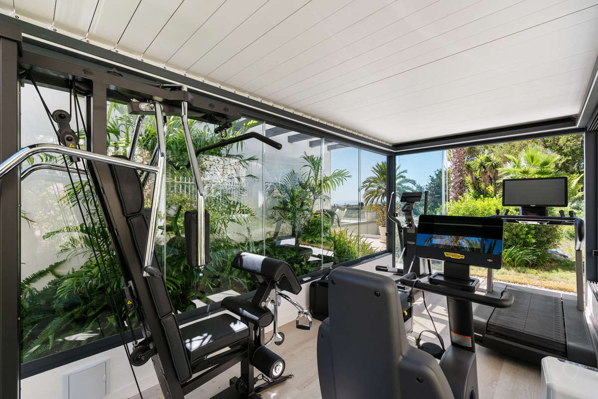 Villa for sale in Marbella - photo 11