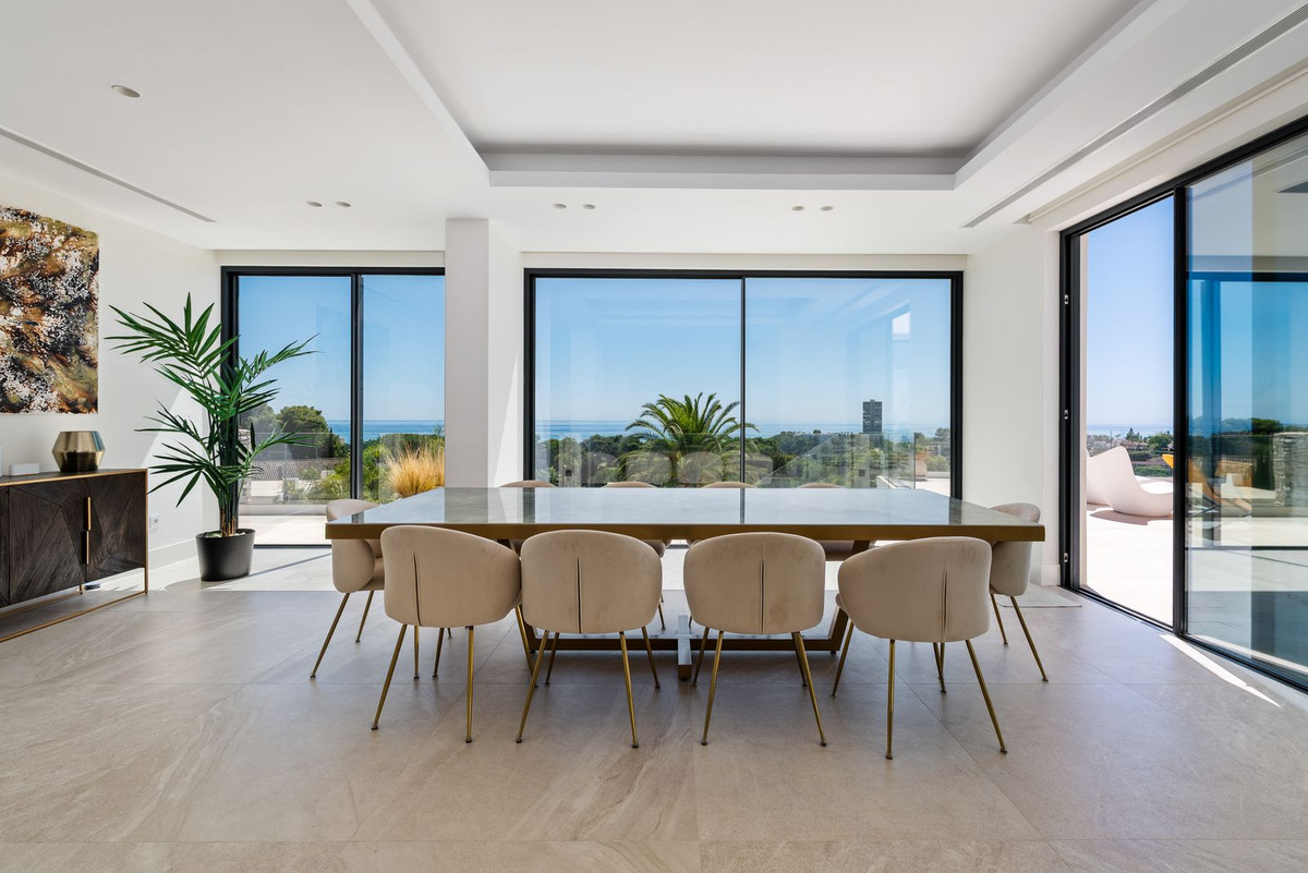 Villa for sale in Marbella - photo 4